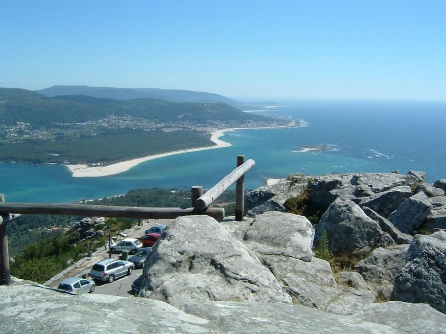 CASA DE LOIS,tranquila, luminosa, con piscina y cerca de Playa América Gondomar Extérieur photo